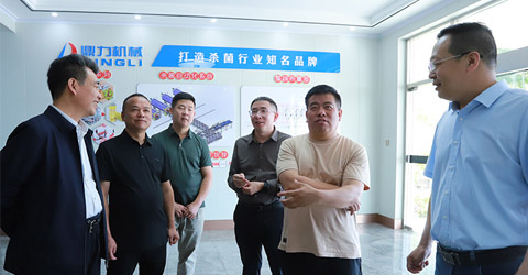 售中—客戶考察，簽訂合同